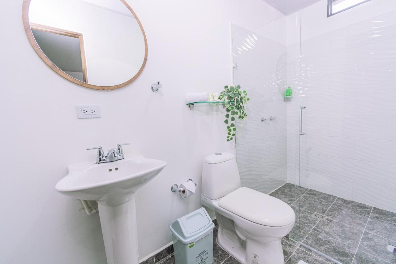 Nomada Hotel Гуатапе Экстерьер фото
